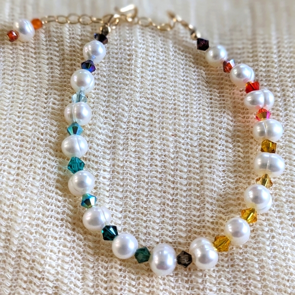 Cultured Pearl Swarovski Rainbow Crystal Bracelet GF - Picture 3 of 5